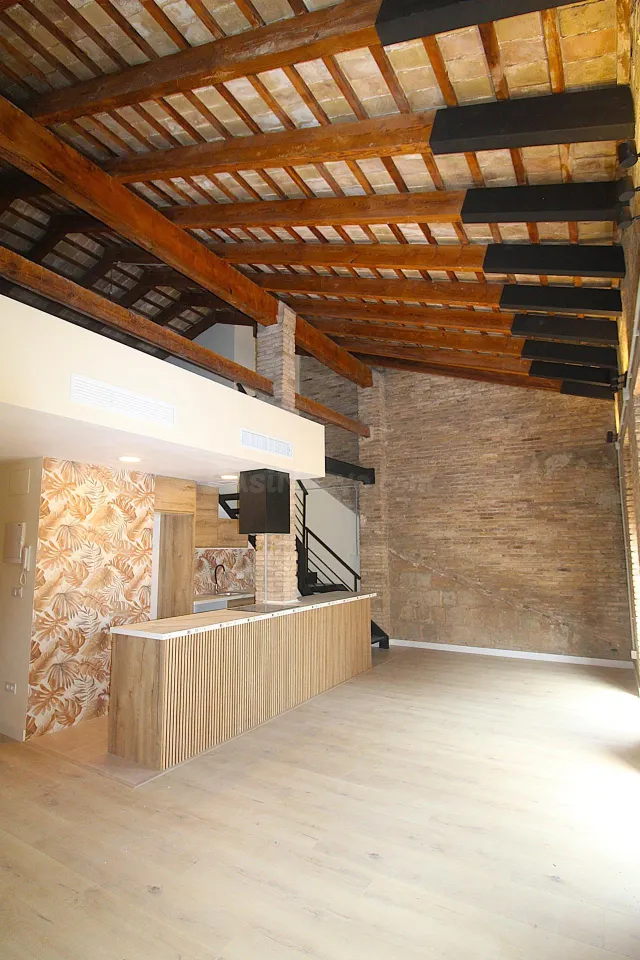 Vivienda singular con terraza en Castellar. - foto 5