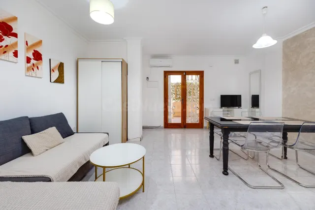 Apartamento luminoso en Habaneras, Torrevieja - 2 dormitorio - foto 2