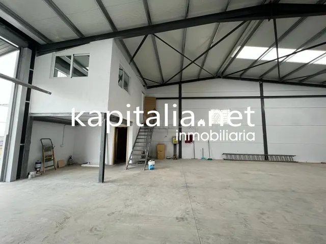 Nave a la venta en Polígono Industrial de Vallada - foto 2