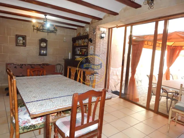 OPORTUNIDAD, CASA REFORMADA CON PISCINA Y OTRAS COMODIDADES. — 19