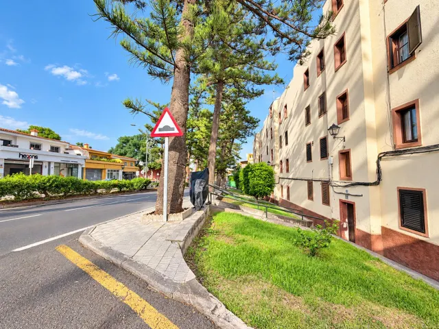 Apartamento de 3 estancias en La Orotava – luminoso y con grandes posibilidades de reforma — 9
