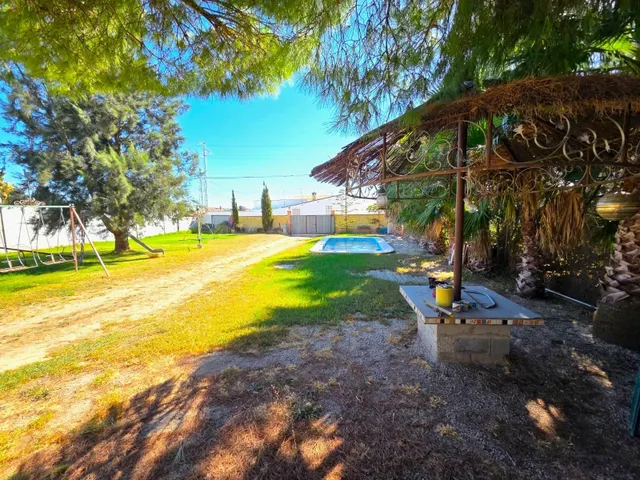 2x1 CHALET CON PISCINA, NAVE Y GARAJE EN PARCELA SEGREGADA DE 2.040M2 CHICLANA DE LA FRONTERA — 4