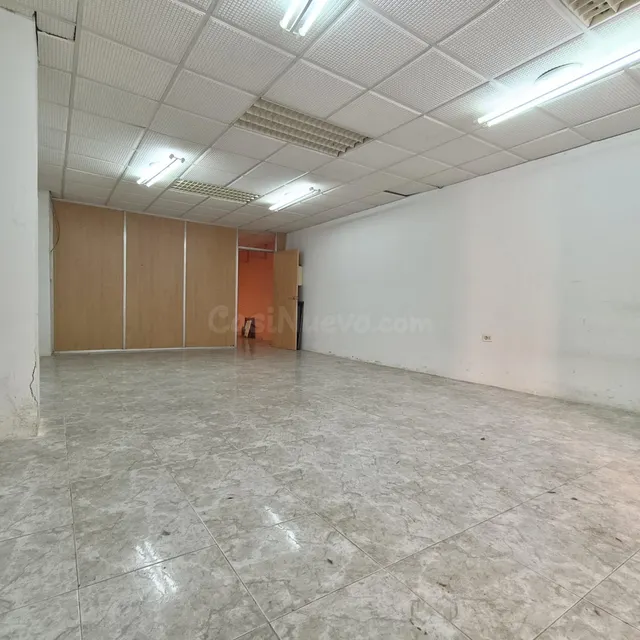 MAGNÍFICO LOCAL COMERCIAL EN VENTA, ZONA COLEGIO CARMELITAS - foto 3