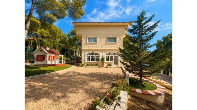 Exquisita Villa en Urbanización Bon Aire, Tibi - €540,000 — 3
