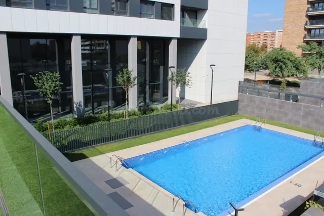 Piso 3 habitaciones 143m² en alquiler - Malilla - foto 2