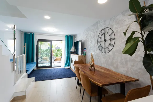 VIVIENDA ADOSADA A ESTRENAR - foto 5
