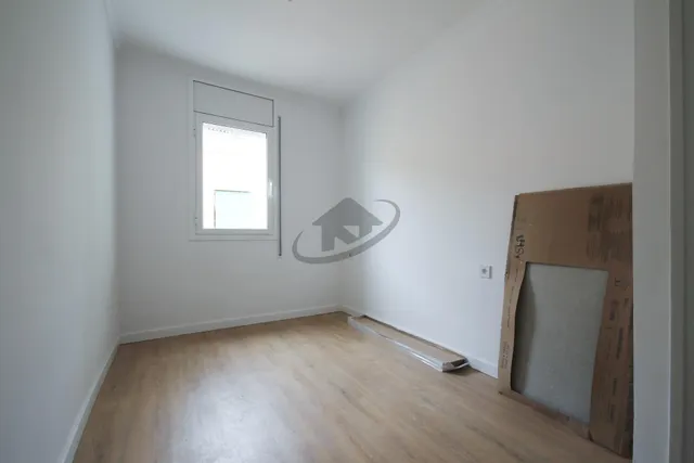 AMPLIA Y LUMINOSA VIVIENDA REFORMADA INTEGRAL CON BALCÓN Y ASCENSOR EN CERDANYOLA — 17