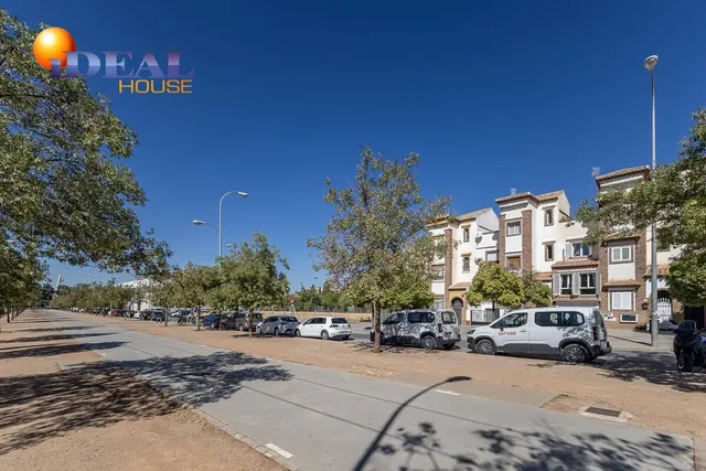 VIVIENDA con encanto en PALACIO DE DEPORTES — 40