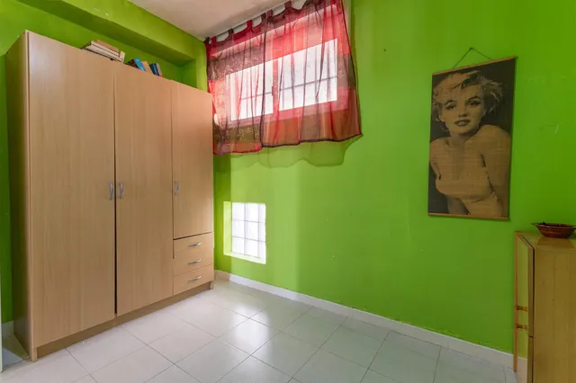 APARTAMENTO DOS DORMITORIOS ZONA LA VELETA . — 24