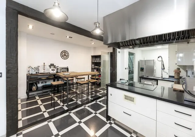 Venta de casa con calidades de lujo en Armilla (Granada) - foto 5