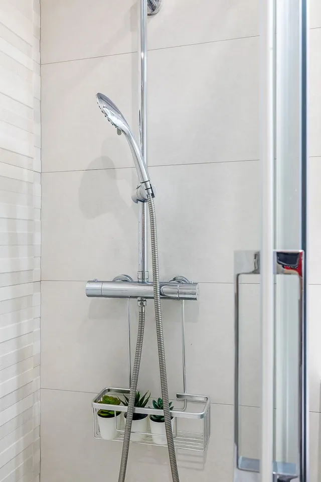 Amplitud, diseño y comodidad junto a La Vaguada – Calle Julio Palacios, Madrid — 33