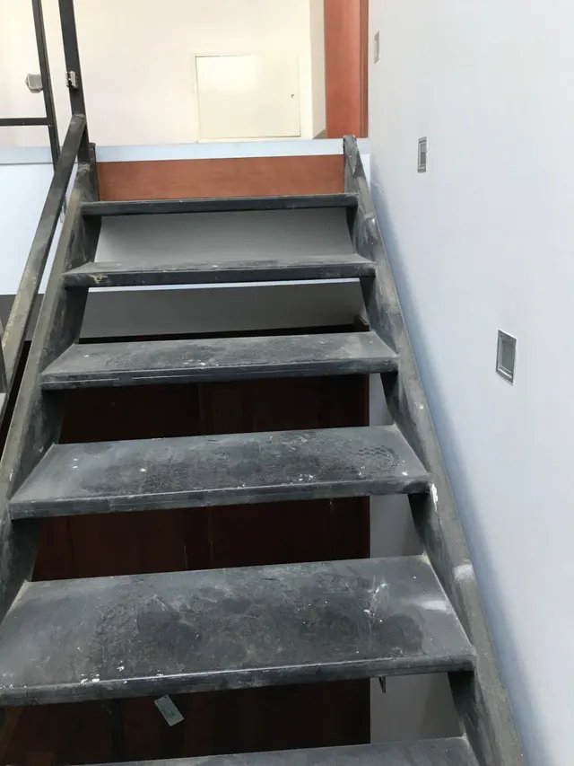 DÚPLEX DE 113 M2, NUEVO, 2 HAB., SALÓN, COCINA, 3 BAÑOS. CALIDADES LUJO — 34