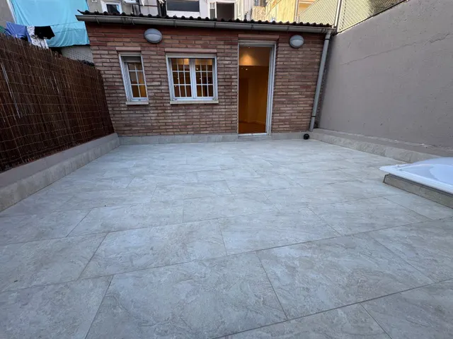 PISO REFORMADO CON GARAJE EN MANRESA — 15
