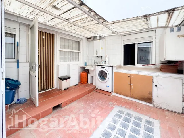 SEMIREFORMADO AMPLIO Y LUMINOSO CON TERRAZA Y BALCÓN EN PATERNA — 20