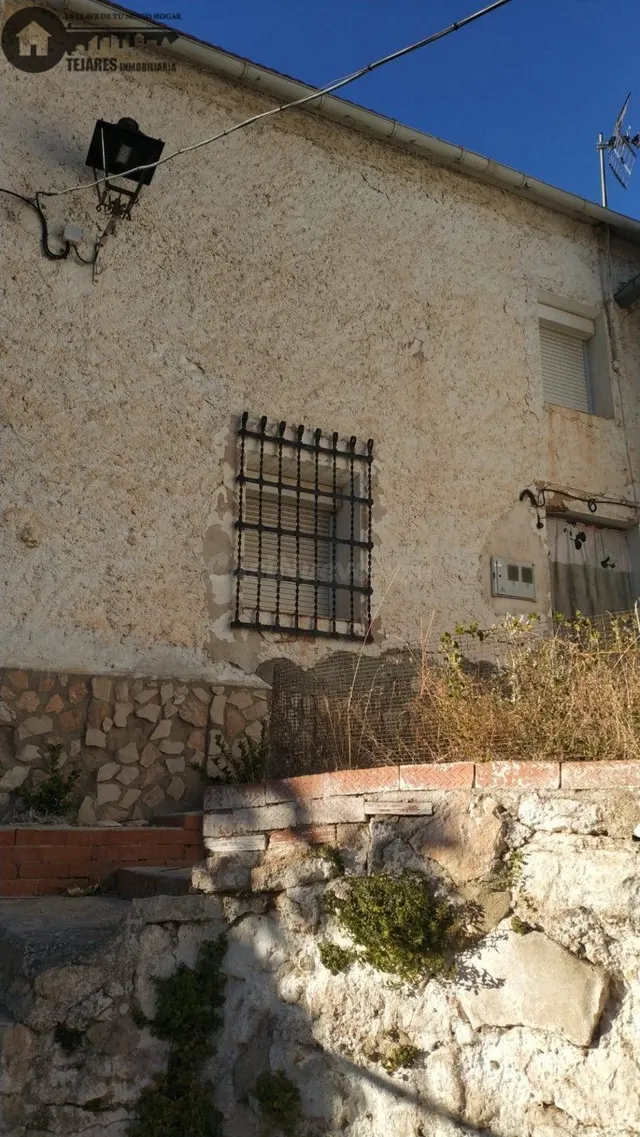 INMOBILIARIA TEJARES VENDE PISO EN EL JARDIN - foto 2