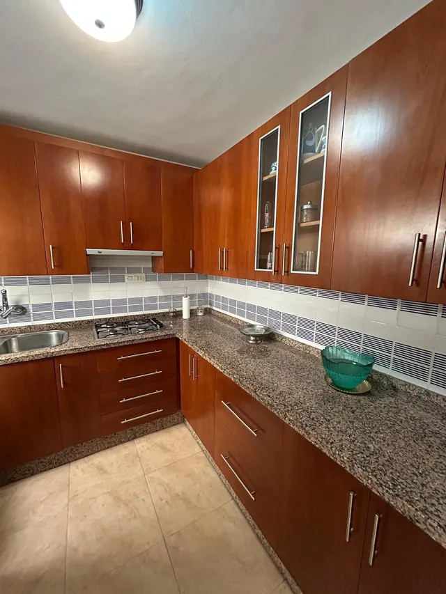 4 DORMITORIOS + 2 BAÑOS EN EL CORAZÓN DE EL EJIDO — 3