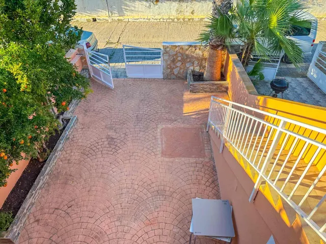 ALQUILER EN VENTA LANUZA · EL CAMPELLO — 6