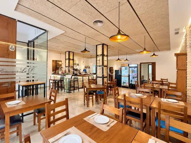 Traspaso de restaurante en funcionamiento en el paseo de Oliva — 9