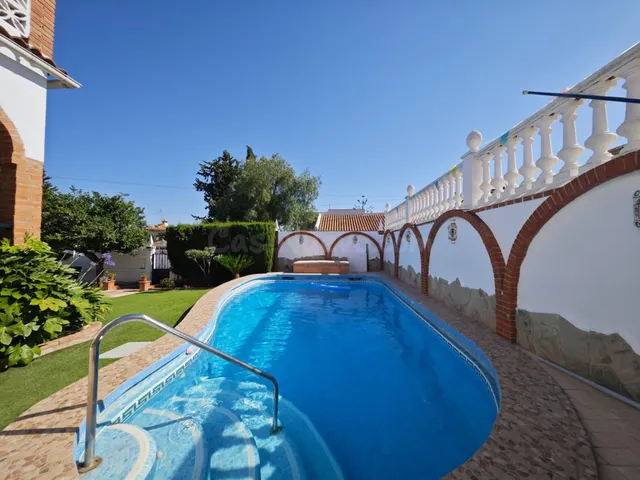 ALQUILER TEMPORADA ALHAURIN DE LA TORRE, VILLA INDEPENDIENTE - foto 2