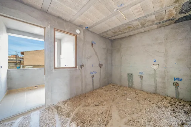 Edificio en María de la Salud en construcción. — 44