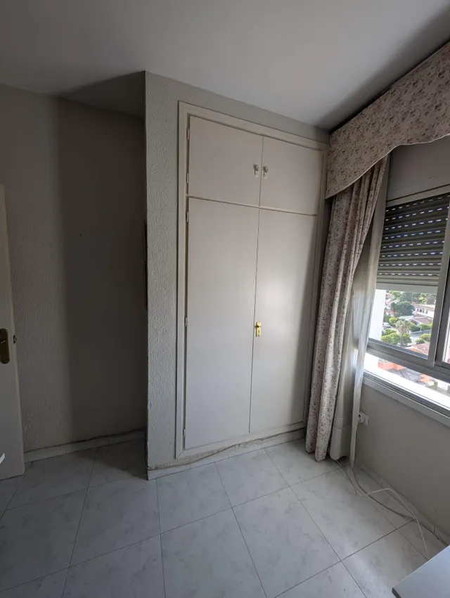 PISO EN ZONA ALMENDRAL — 15
