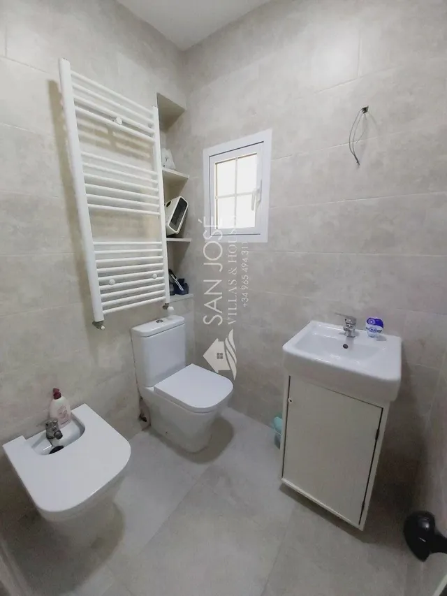 Se vende casa reformada en 2017 en pleno centro historico de Aspe — 21