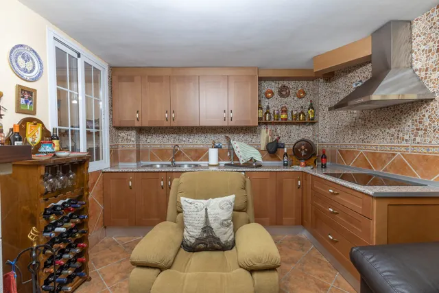 ¡exclusiva vivienda unifamiliar con patio privado en Armilla! — 38