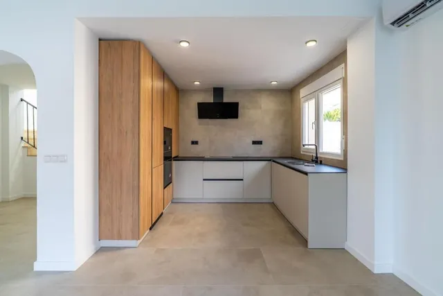 Casa 3 habitaciones 246m² en venta - Pueblo Acantilado - Lanuza — 20