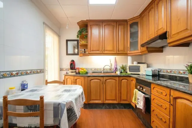 En venta, vivienda exterior con 3 habitaciones y sin gastos 