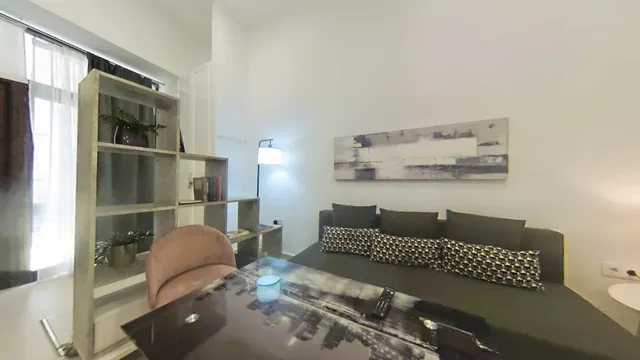 APARTAMENTO EN EXPLOTACIÓN TURÍSTICA — 49