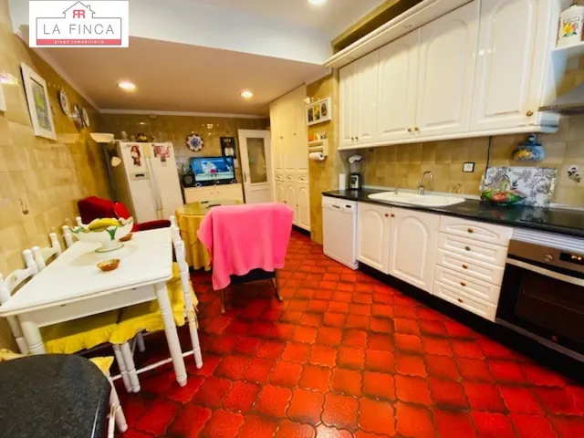 Gran Casa Independiente con piscina y zonas ajardinadas. — 39