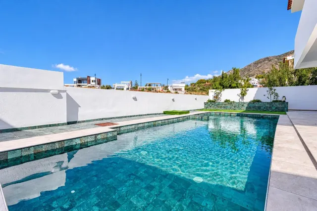 Villa independiente renovada, cerca a Mijas, con piscina pri - foto 3