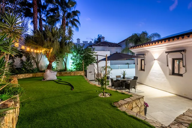 Chalet 4 habitaciones 470m² en venta - Riviera del sol — 48
