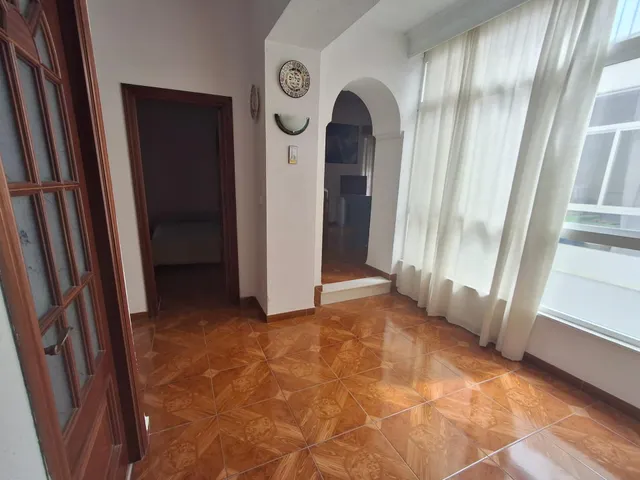 Gran vivienda señorial y luminosa en pleno Centro de Cádiz — 12