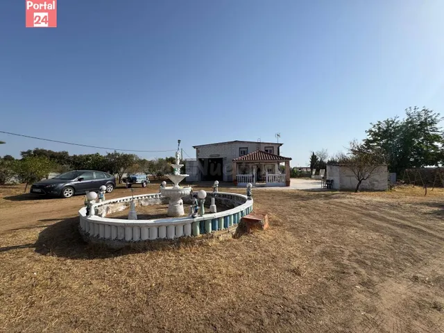 Parcela en venta carretera de Cáceres con vivienda. 119.900 
