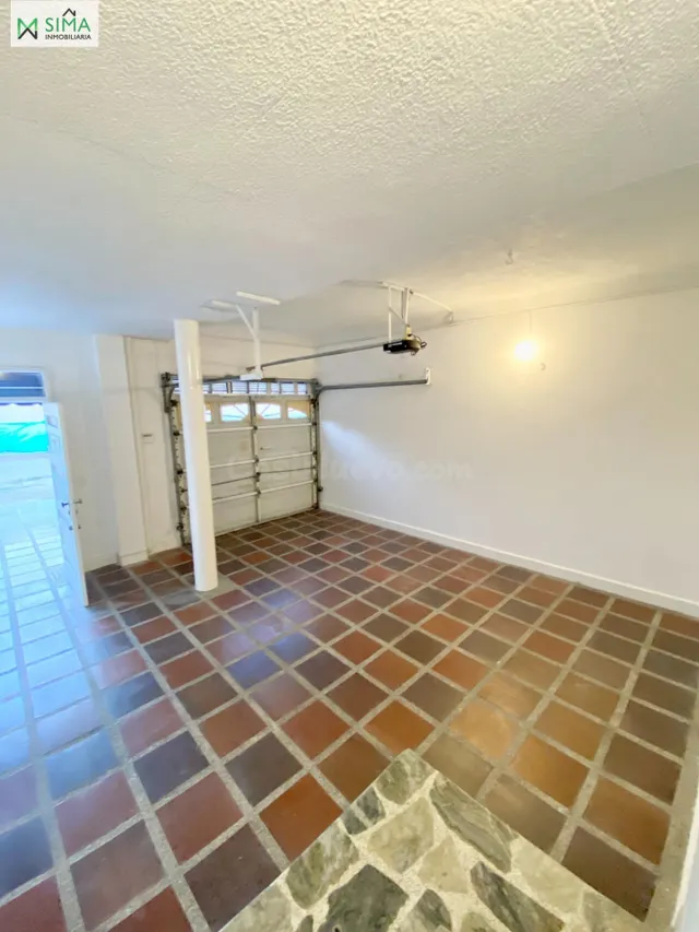 Casa 4 habitaciones 290m² en alquiler - Castillogrande - foto 2