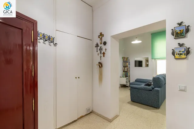 ¡Amplio piso de VPO con GARAJE en pleno centro de Jerez! — 30