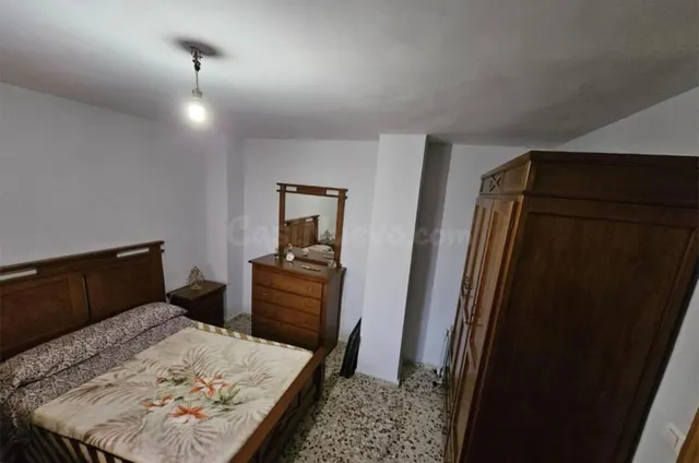 � PISO DE 3 habitaciones PARA ESTUDIANTES – ZONA CALLE CARDE - foto 5