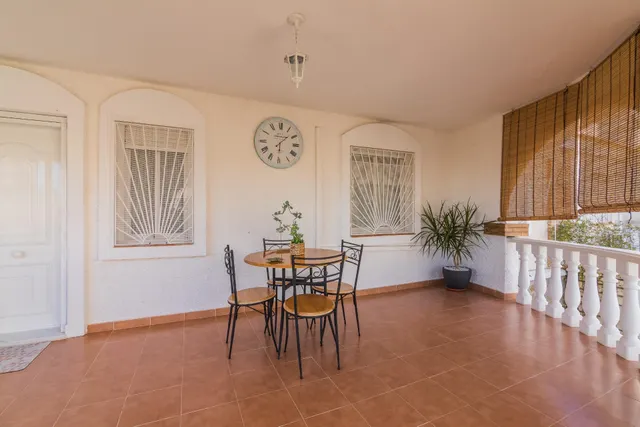 CHALET PAREADO A UN PASO DEL CAMPO DE GOLF CON 5 habitaciones 3 BAÑOS — 47