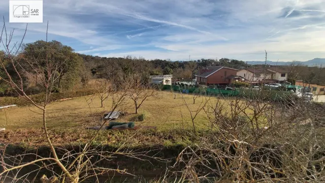 Se Vende Parcela Urbana en Treviño - Sarvivienda - foto 2