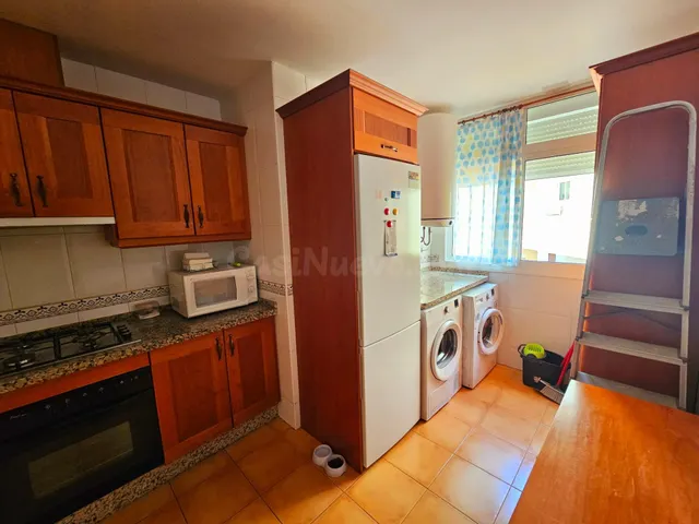Coin: Se vende magnifico Piso con 3 dormitorios, trastero y  - foto 2