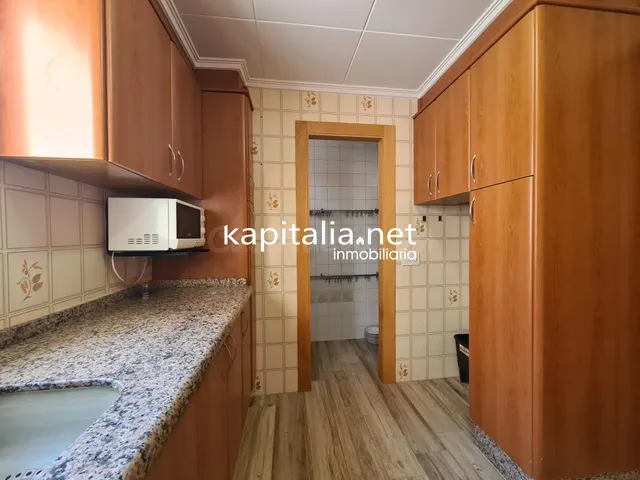 PISO EN EXCLUSIVA EN AYELO DE MALFERIT DE GRANDES DIMENSIONE - foto 5