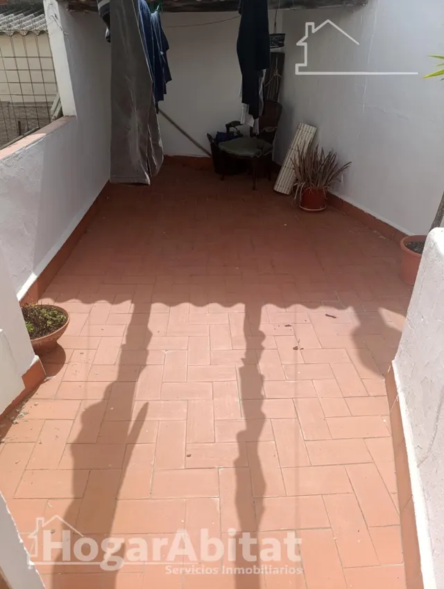 ACOGEDORA CASA CON 4 DORMITORIOS Y VISTAS AL CASTILLO — 22