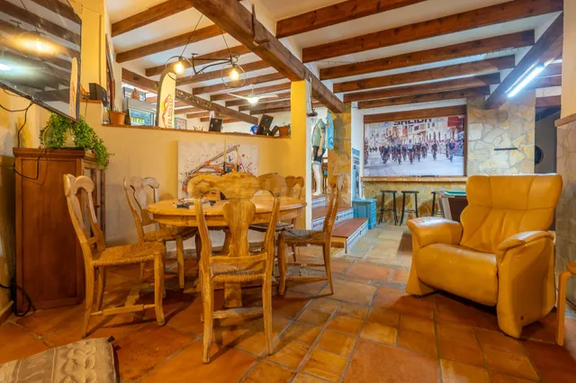 Local comercial 6 habitaciones 426m² en venta - Comunidad valenciana — 34