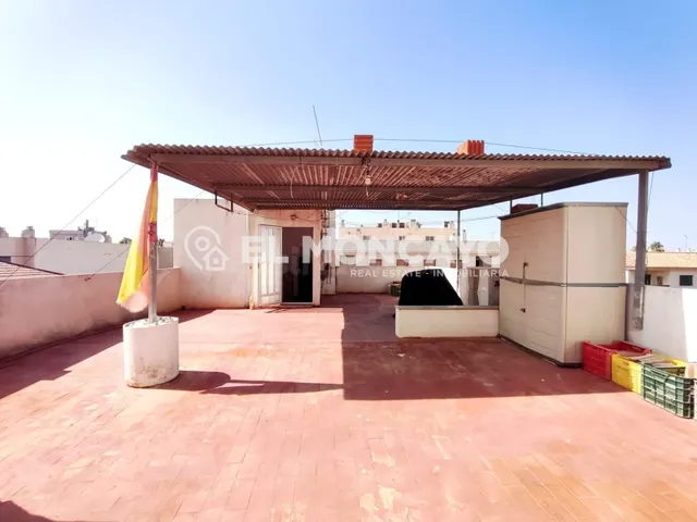 Fantástico apartamento tipo dúplex con solárium privado y entrada independiente en el centro de Benejúzar — 28