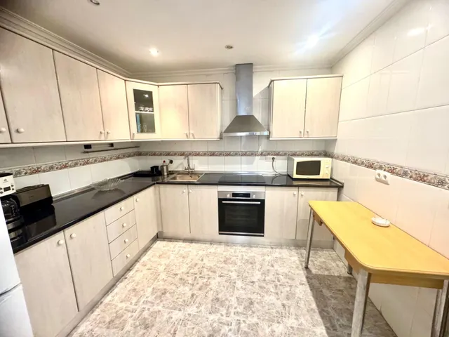 Apartamento con licencia turística de 3 dormitorios a tan solo 350 del mar — 12