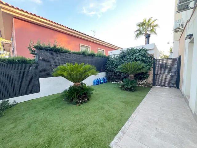 Moderno Pareado en Alenda Golf con Piscina y Sostenibilidad - foto 5