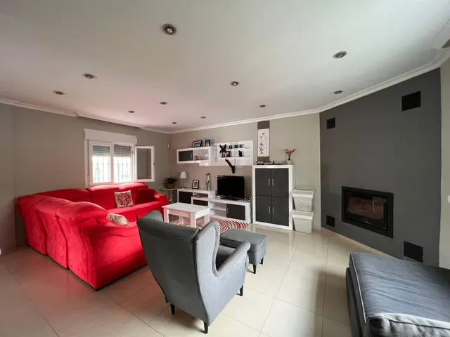 ESPECTACULAR CHALET EN VEGA DEL GOLF CON PISCINA Y ZONA DE OCIO — 7
