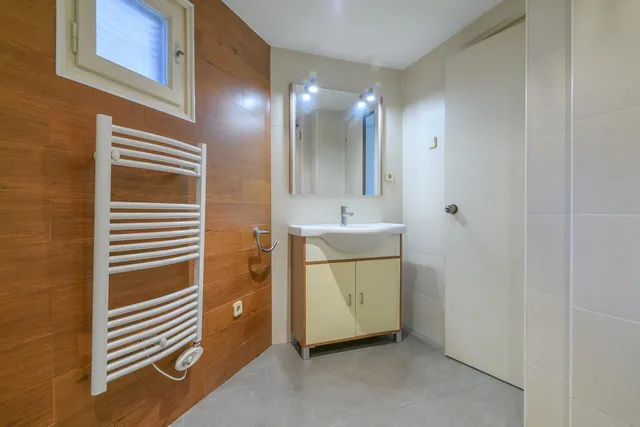 OFICINA EN VENTA EN PLANO CENTRO DE MANRESA — 10
