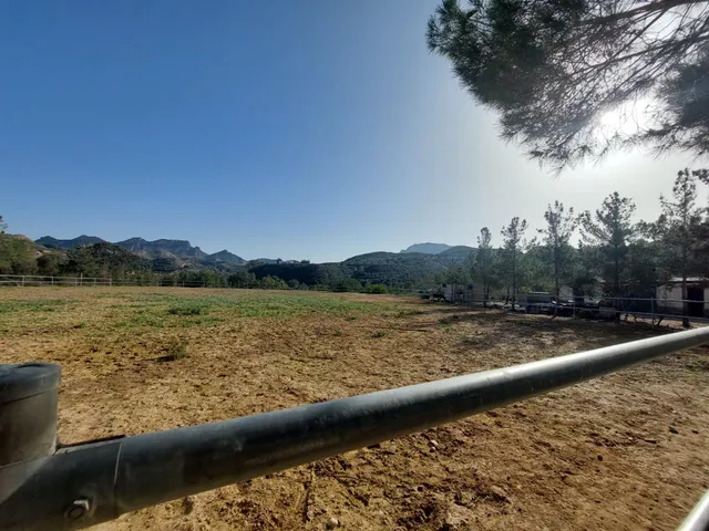 Casa con terreno en zona del Garruchal — 48